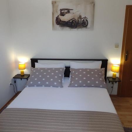 Kalauz Rooms Lozovac Buitenkant foto