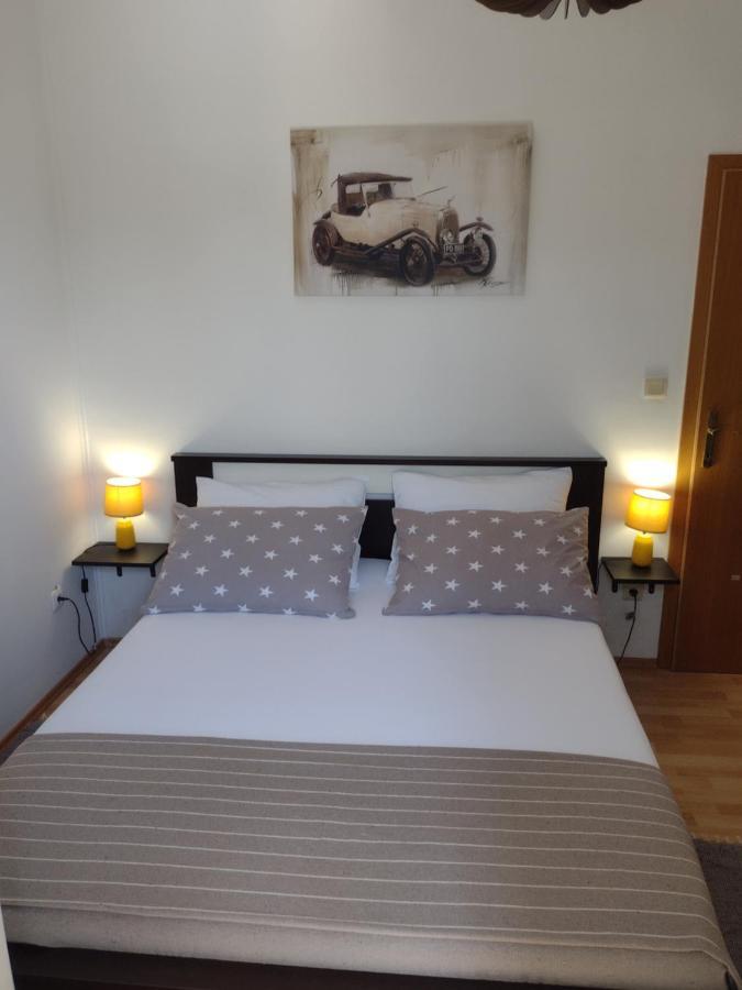 Kalauz Rooms Lozovac Buitenkant foto