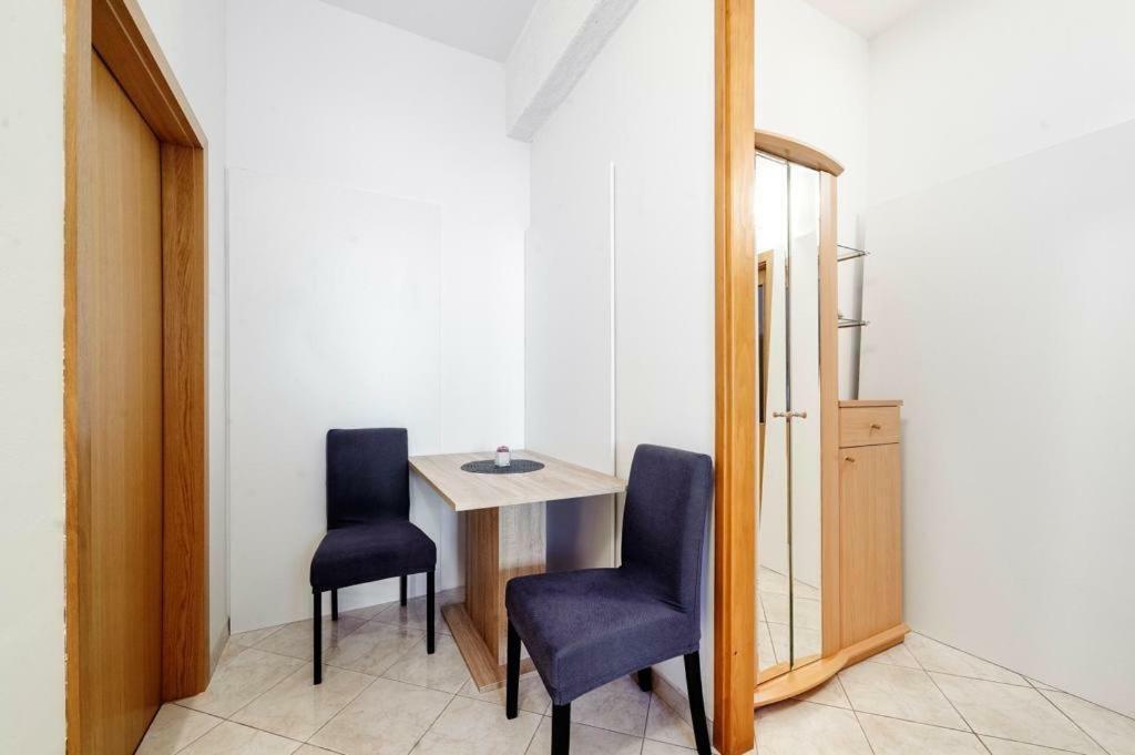 Kalauz Rooms Lozovac Buitenkant foto